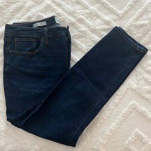 Universal Thread Mid Rise Skinny Jean 16/33R